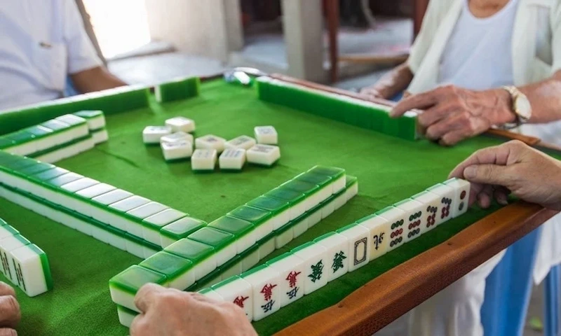 Detailed Mahjong Gameplay