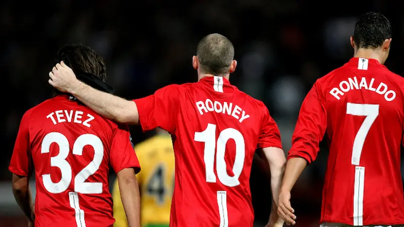 5. Cristiano Ronaldo, Wayne Rooney, Carlos Tevez (Man United)